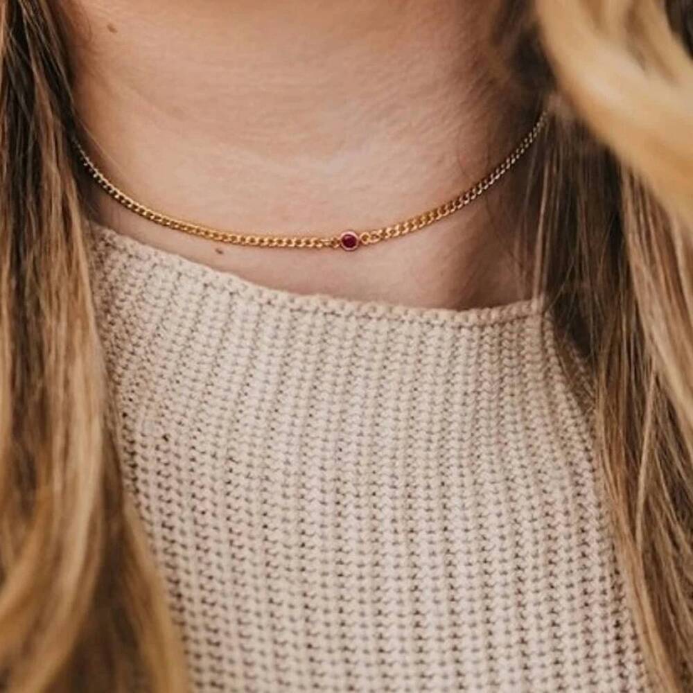 NEW PRETTY SIMPLE women's magenta chain choker necklace in dainty gem